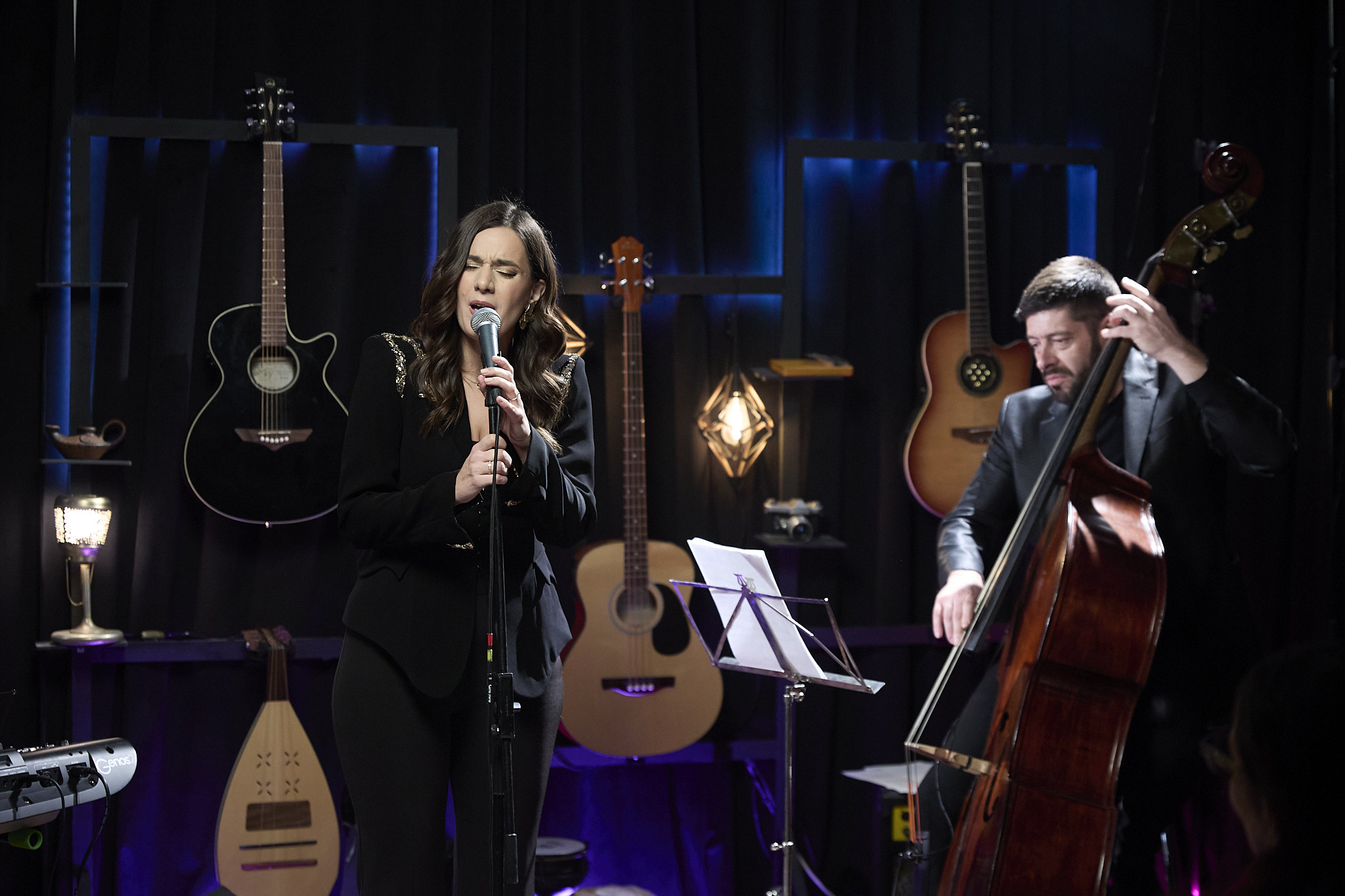 Tihnă – O experiență multisenzorială secretă, unde lideri de business s-au conectat prin jazz, degustări fine și eleganță atemporală