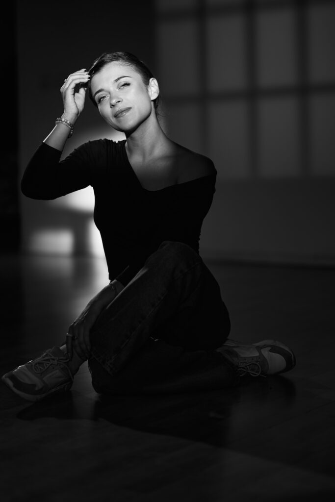 Portret al actriței Bianca Totolici, fotografiat la Alt Nivel